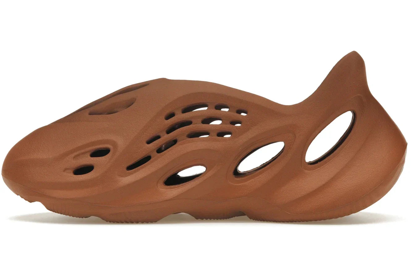 Adidas Yeezy Foam RNR Clay Red